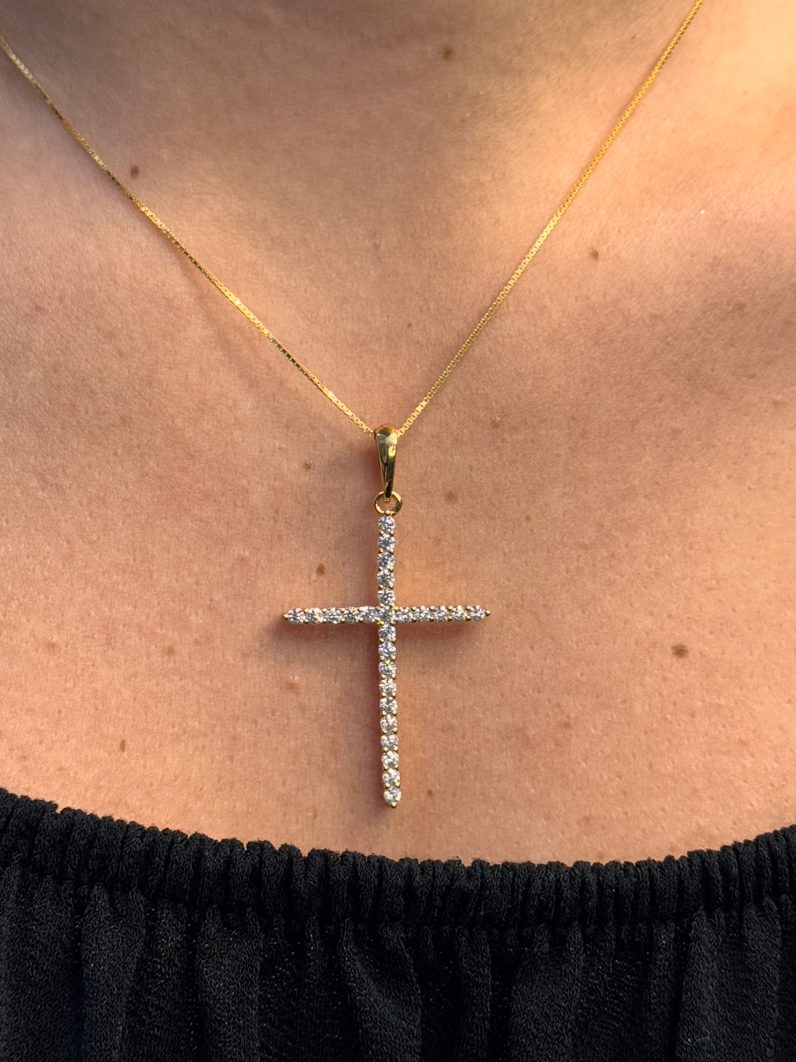 Collana Croce Dorata con Zirconi