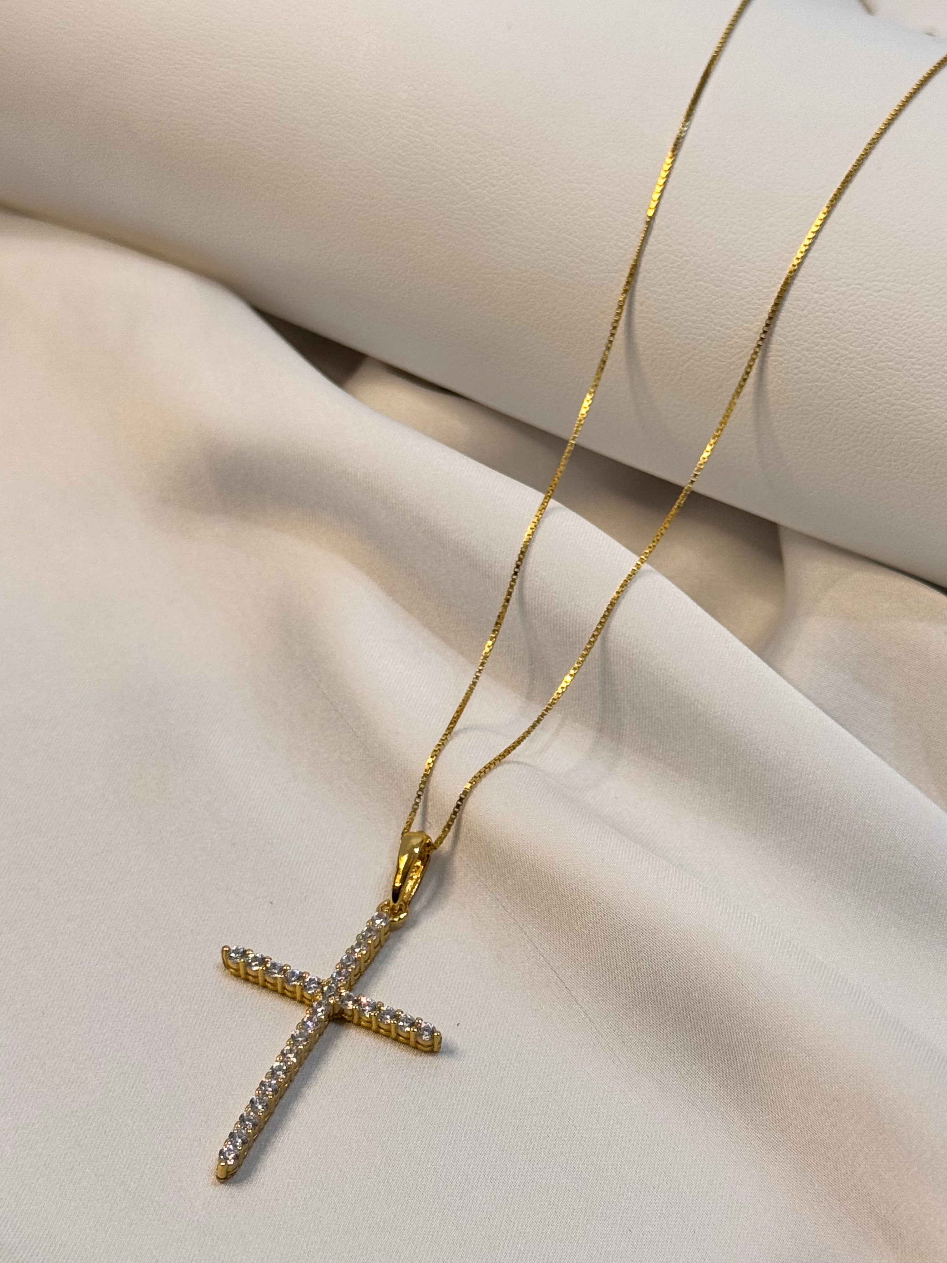 Collana Croce Dorata con Zirconi