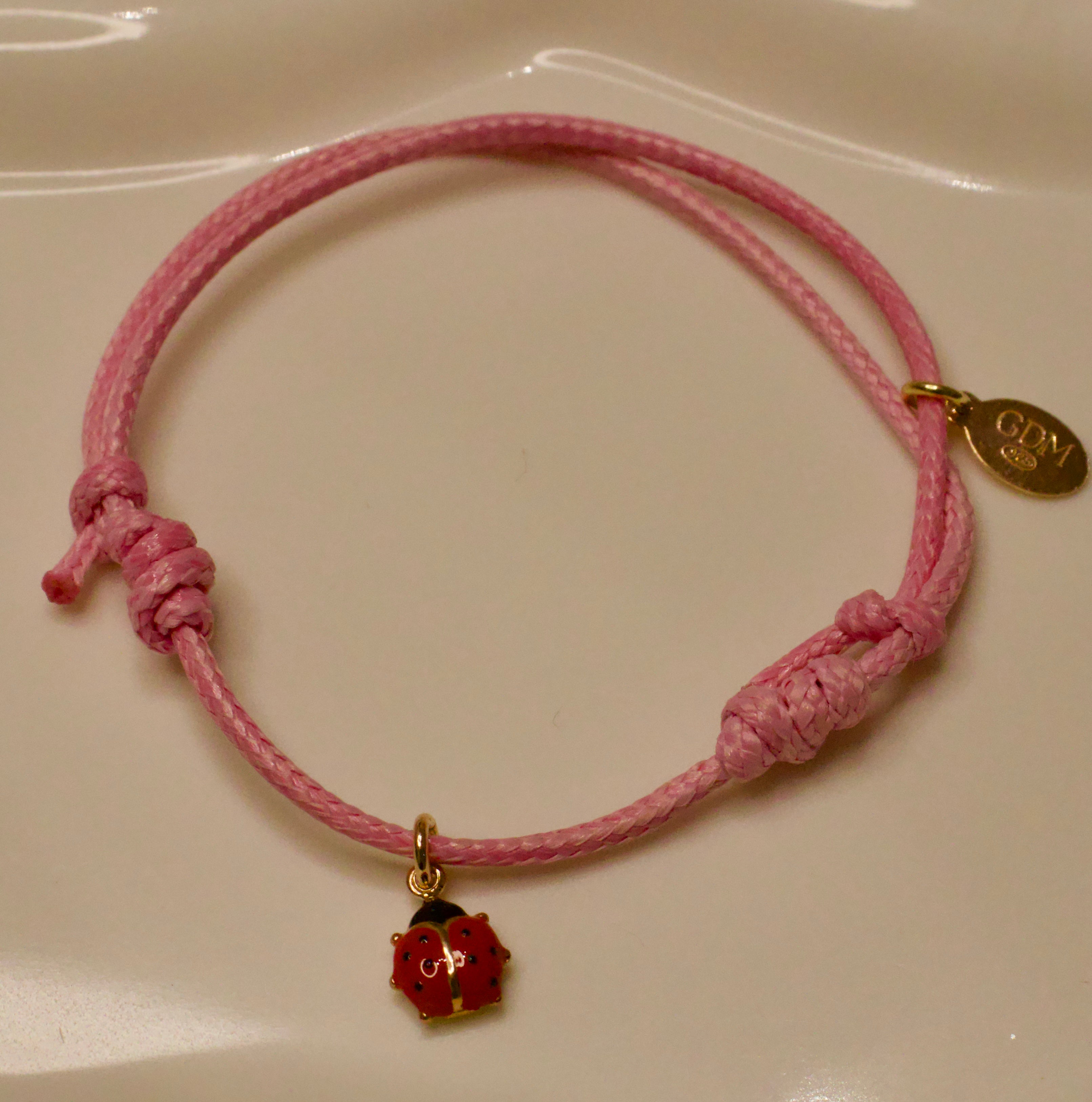 CREA IL TUO CORDONCINO CON CHARM