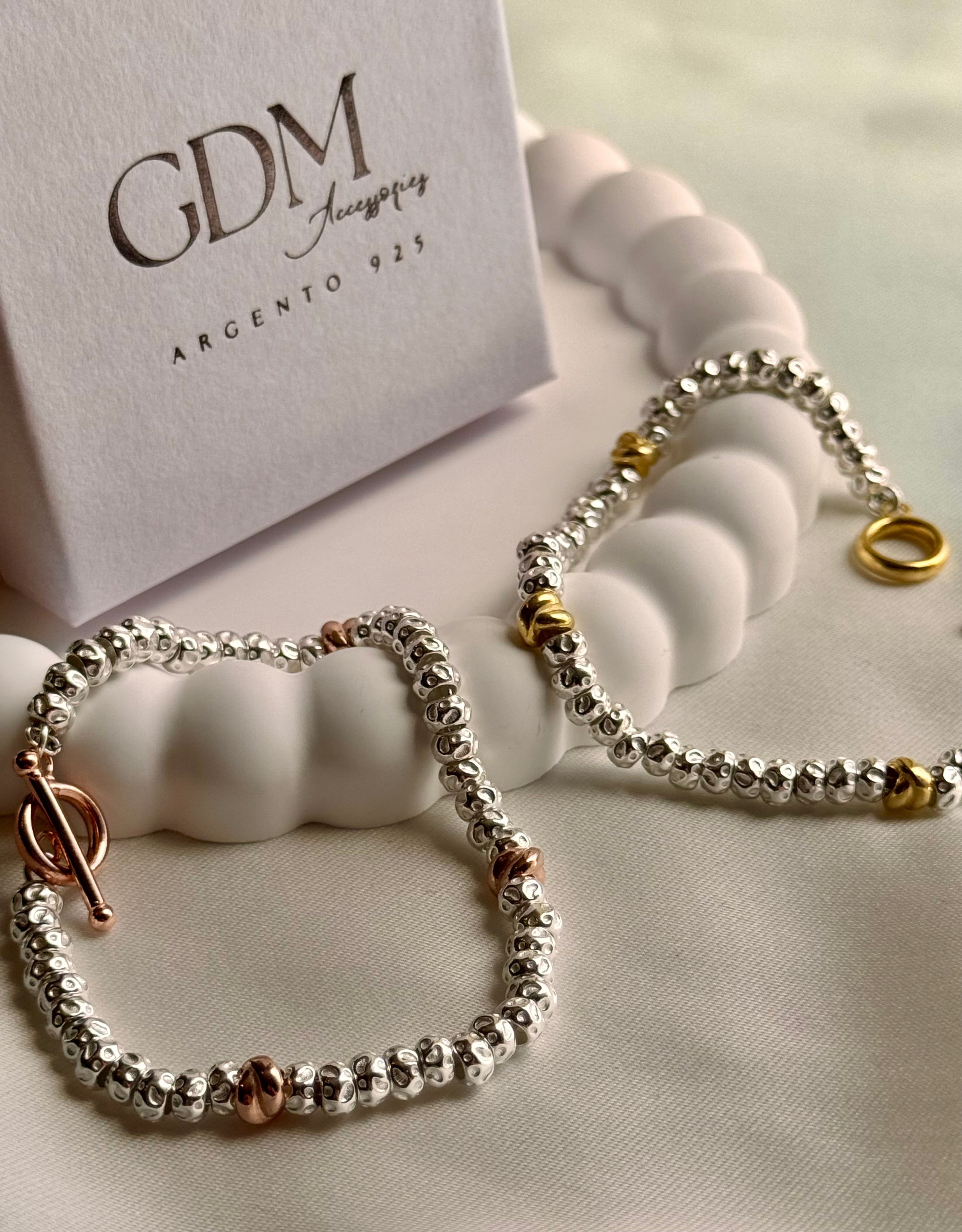 Bracciale Granelli Bombati e Tondeggianti con Nodini