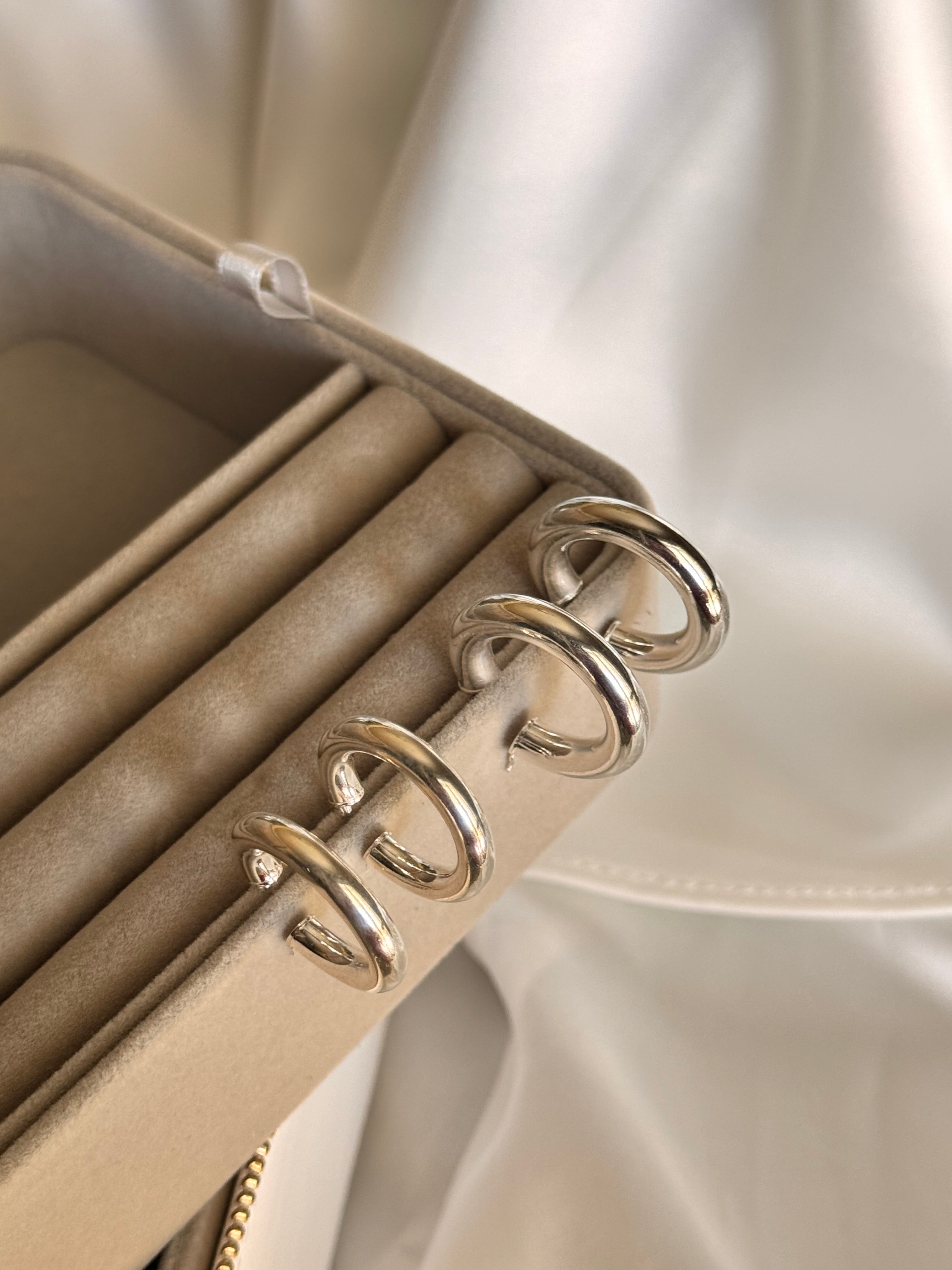 Orecchini Argentati Bombati