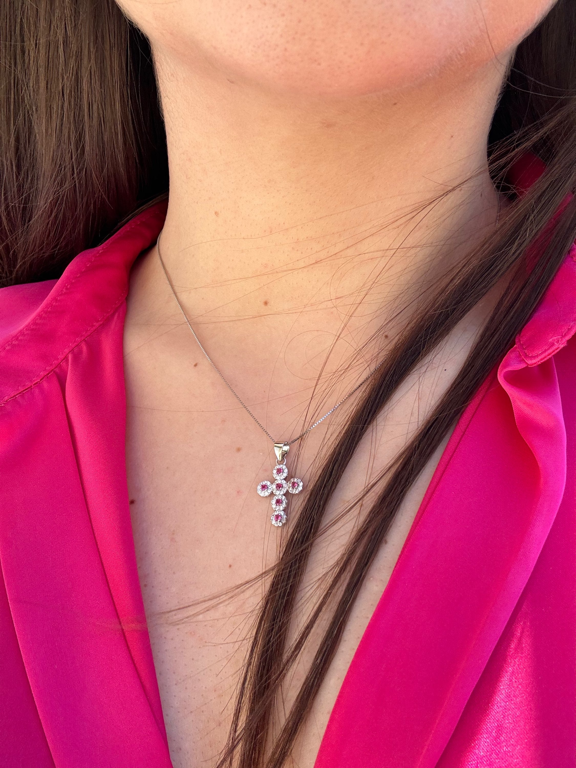 Collana Croce Fucsia