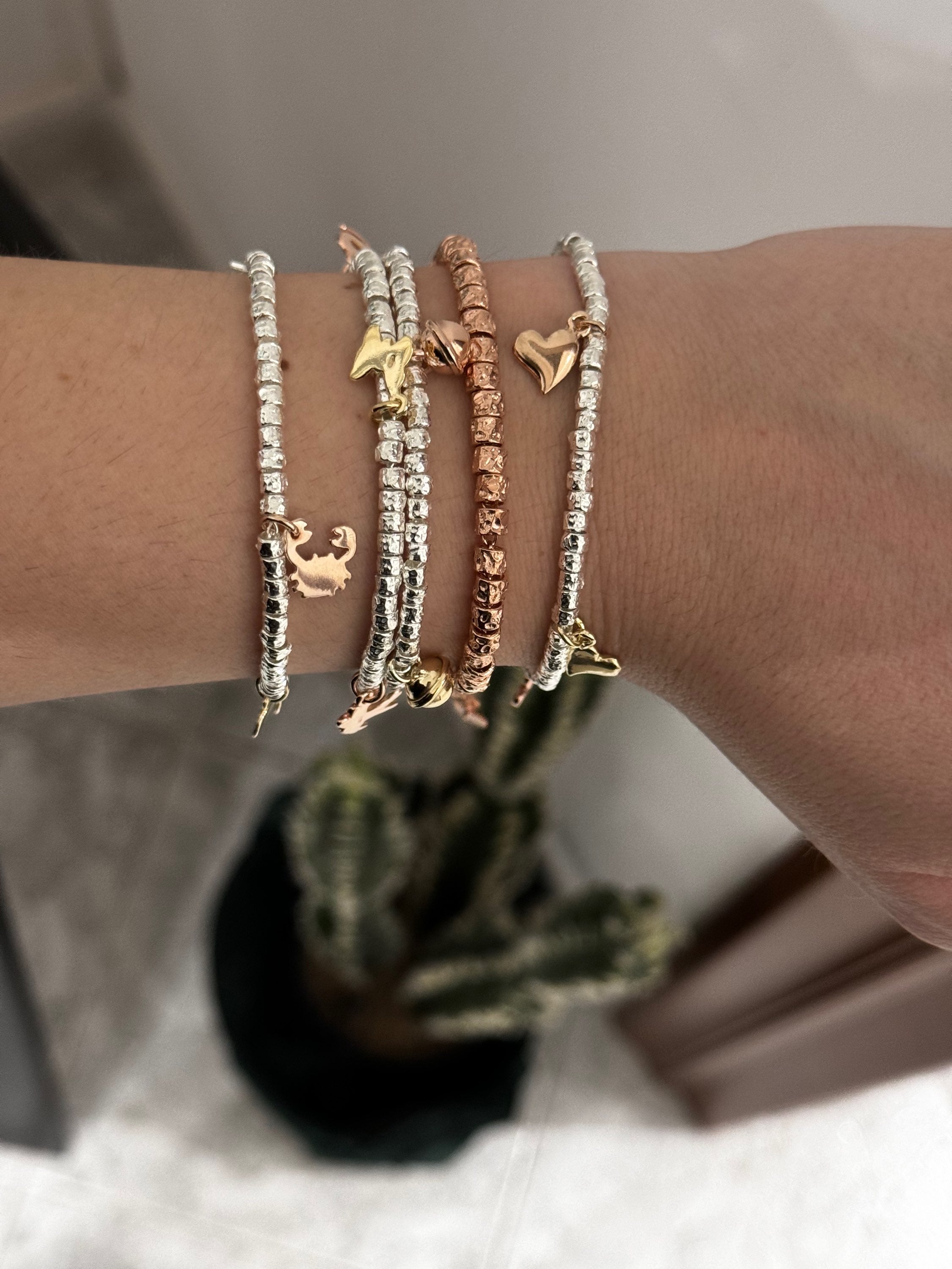 Bracciale rosa pepite grandi - chiusura moschettone