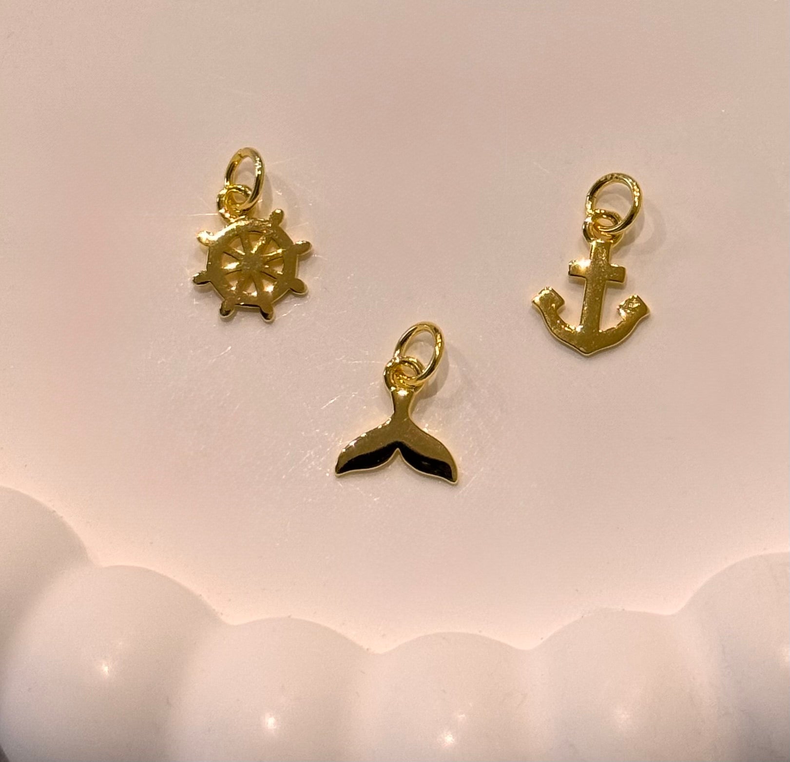 CREA IL TUO CORDONCINO - GRANELLI E CHARM ORO