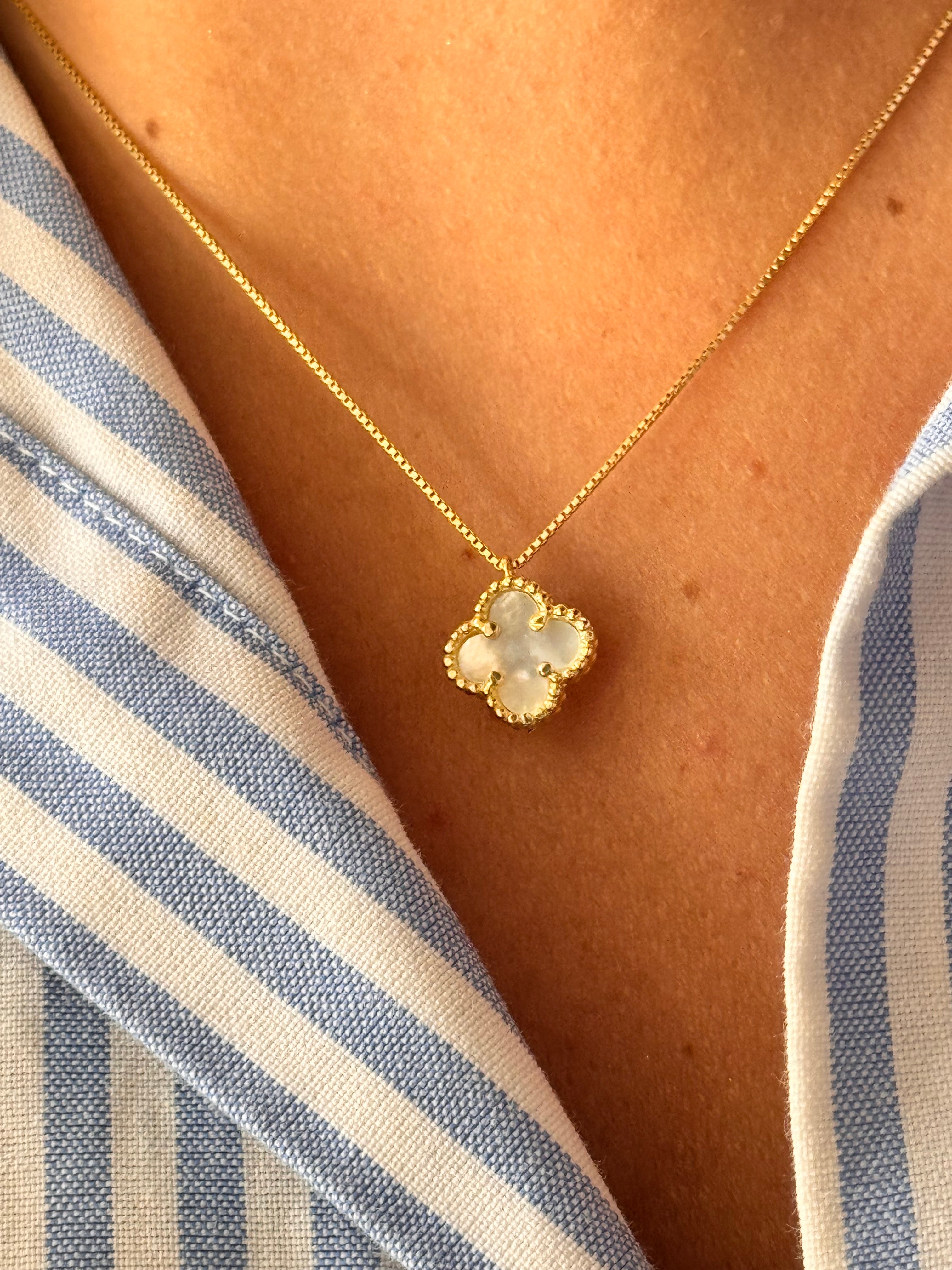 HIJONES Collana Fiore In Argento 925 Con Opale – Pendente A Forma Di Fiore – Catena 45+5 Cm – Gioiello Donna