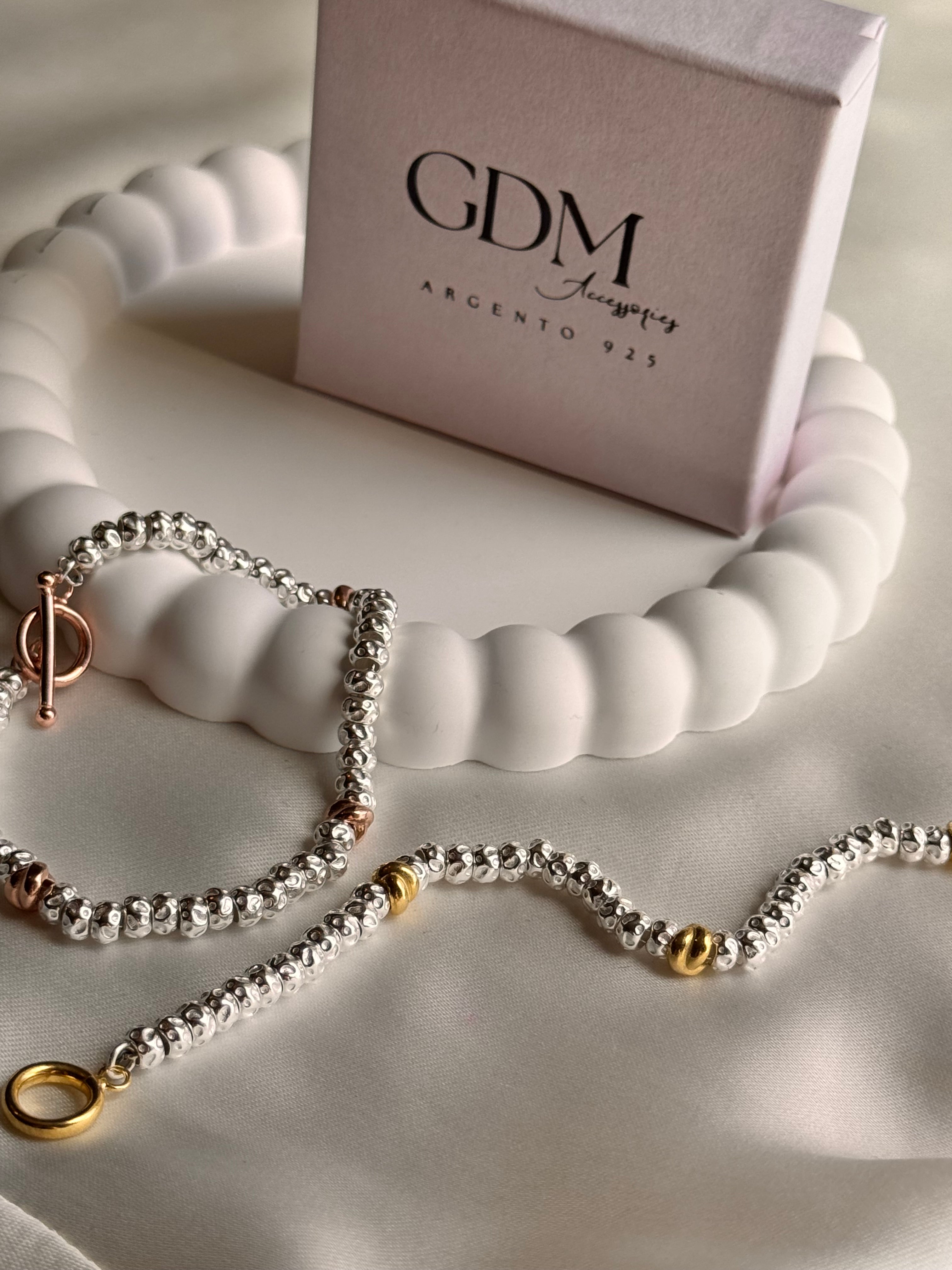 Bracciale Granelli Bombati e Tondeggianti con Nodini