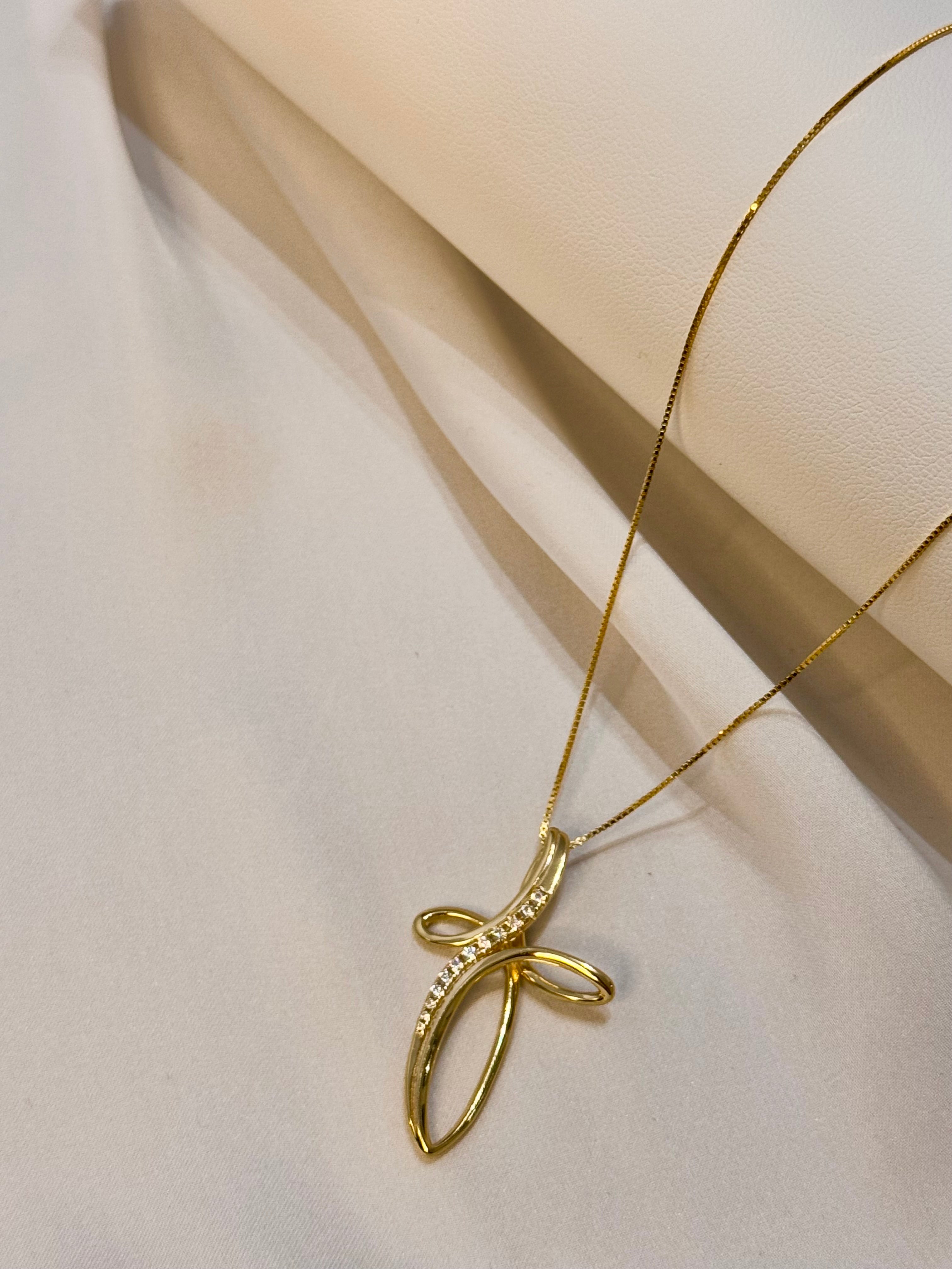 Collana Croce Elegante