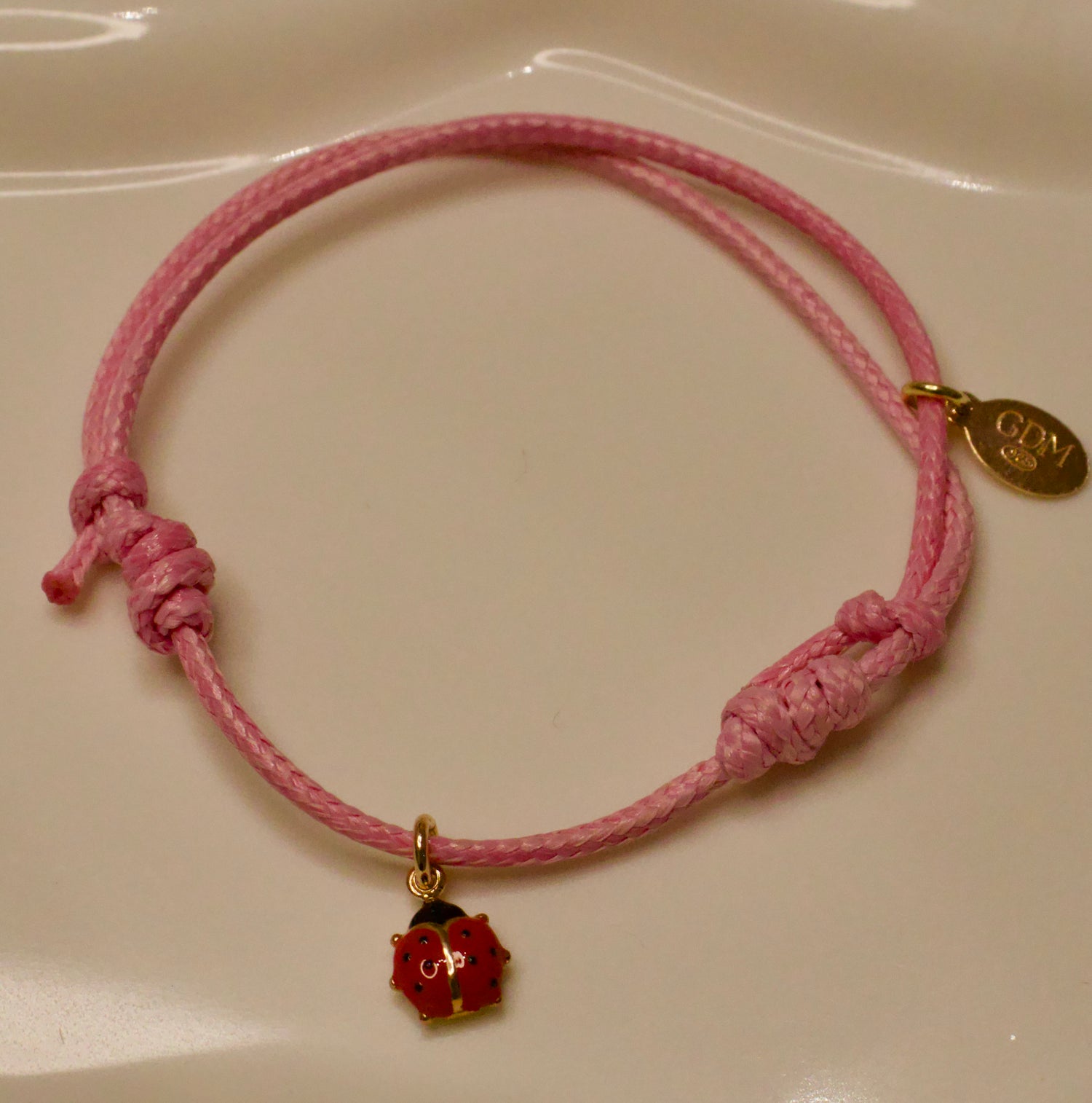 CREA IL TUO CORDONCINO CON CHARM