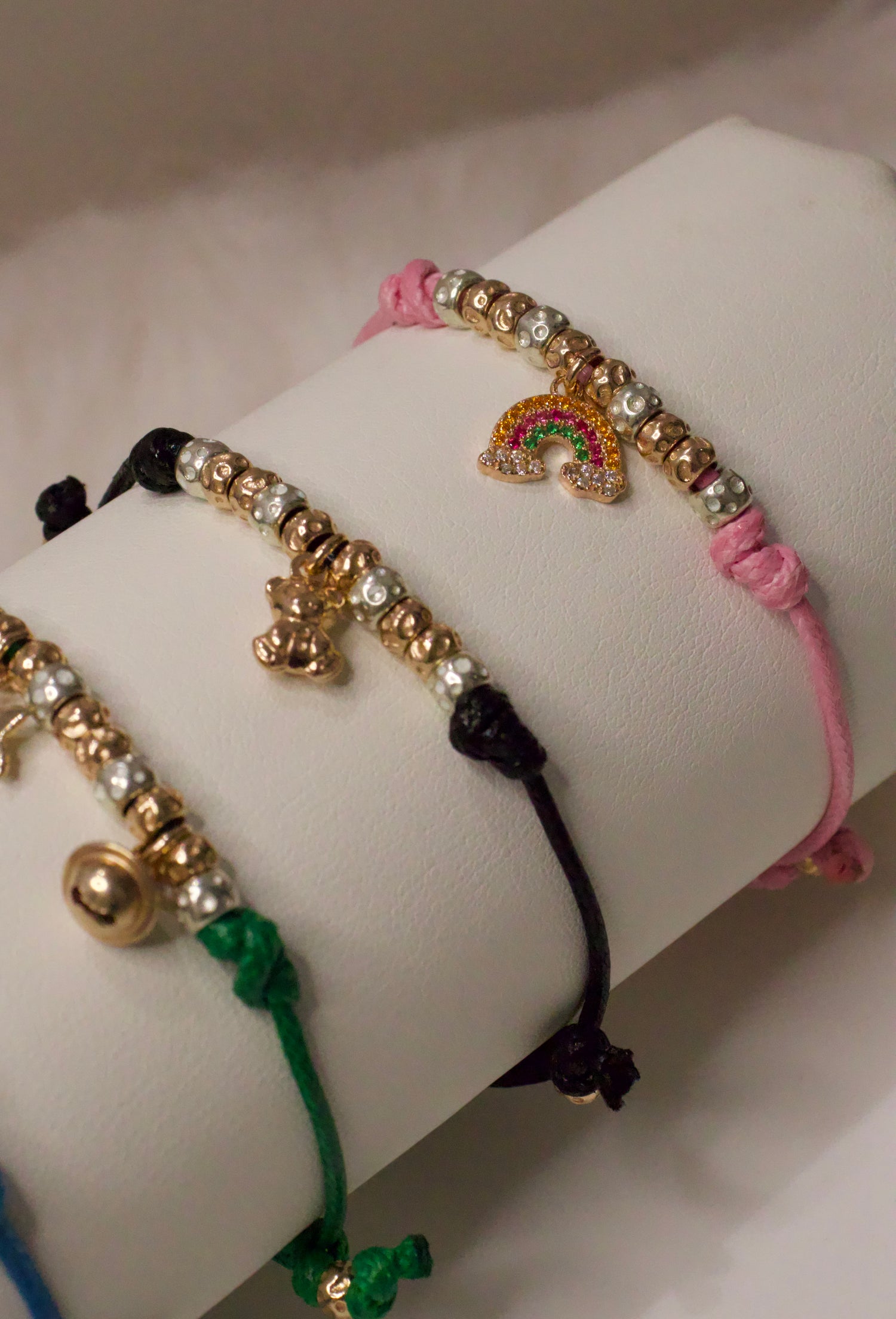 CREA IL TUO CORDONCINO - GRANELLI E CHARMS ROSA