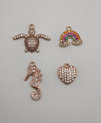 CREA IL TUO CORDONCINO CON CHARM